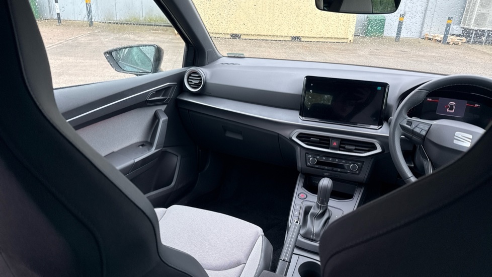 Seat Arona 1.0 Tsi Se Technology Grey #14