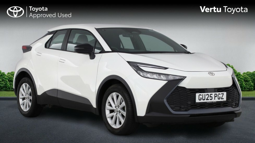 Toyota C-Hr Icon White