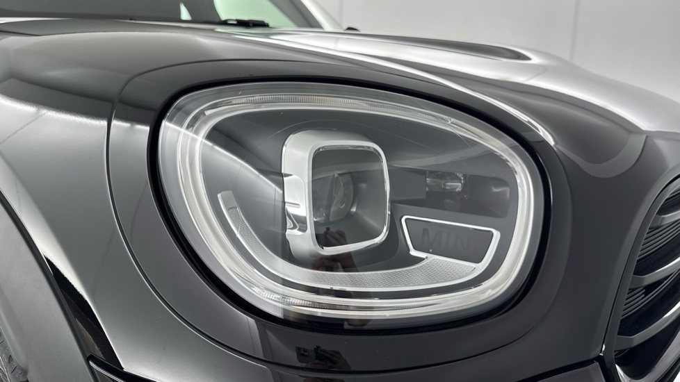 Mini Countryman Cooper Classic White #23