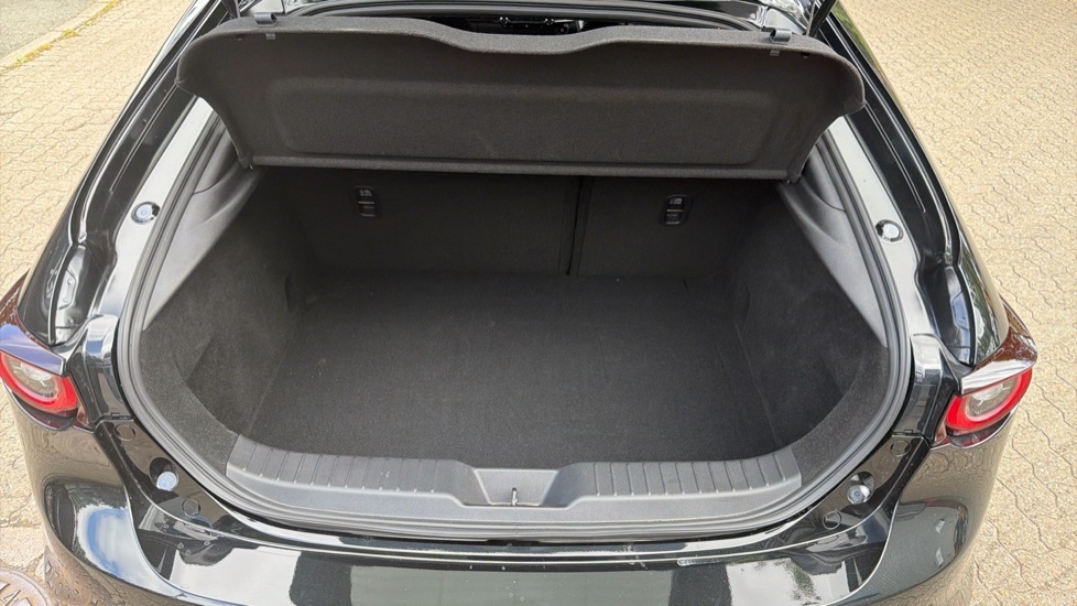 Mazda 3 2.5 E-skyactiv G Mhev 140 Exclusive-line Black #4