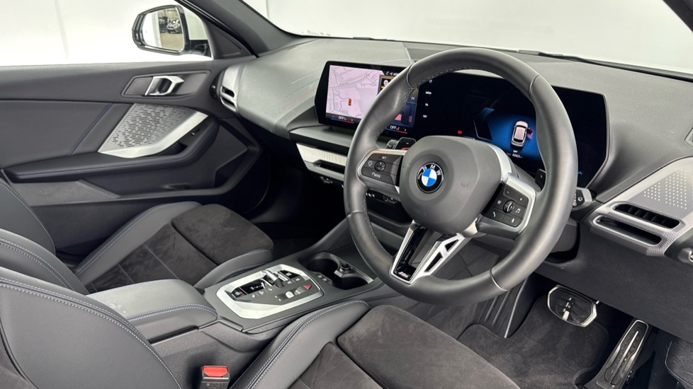 BMW 1 Series M Sport NL26ZVC White #6