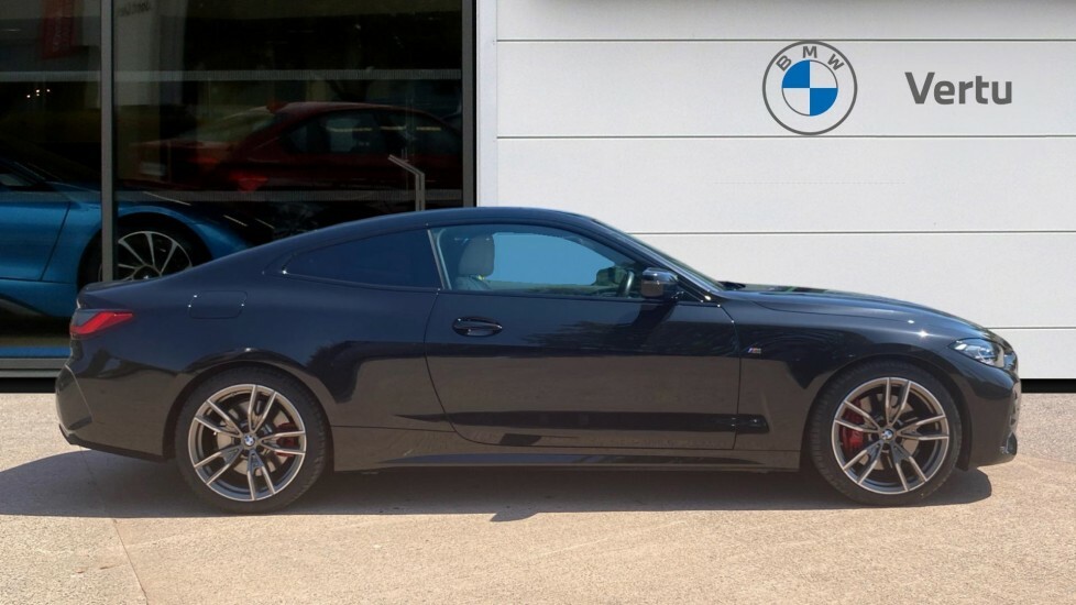 BMW 4 Series Gran Coupe Hatchback Green #3