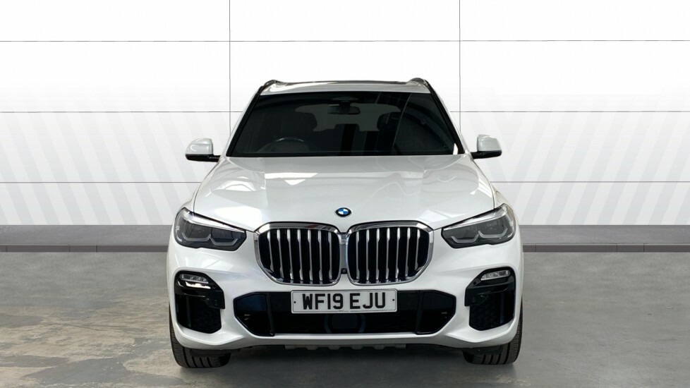 BMW X5 M M Sport White #3