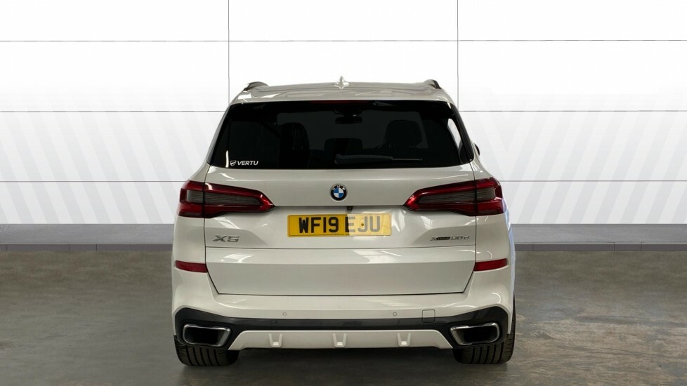 BMW X5 M M Sport White #6