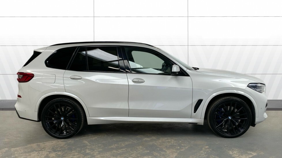 BMW X5 M M Sport White #5