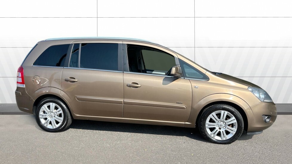 Vauxhall Zafira  White #5