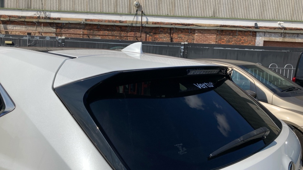 Lexus NX 300H Luxury 153 Silver #42