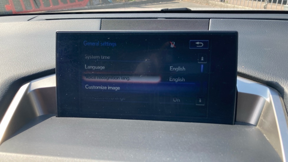 Lexus NX 300H Luxury 153 Silver #9