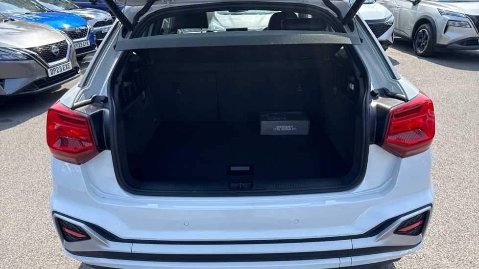 Audi Q2 S Line SH23BPY White #4