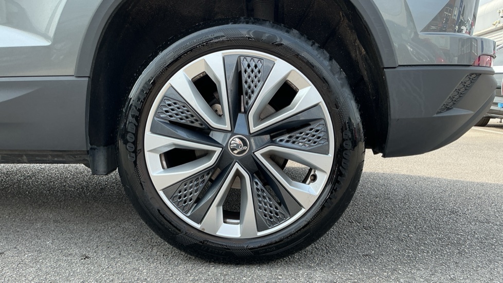 Skoda Karoq Se L YM23VUV Grey #5