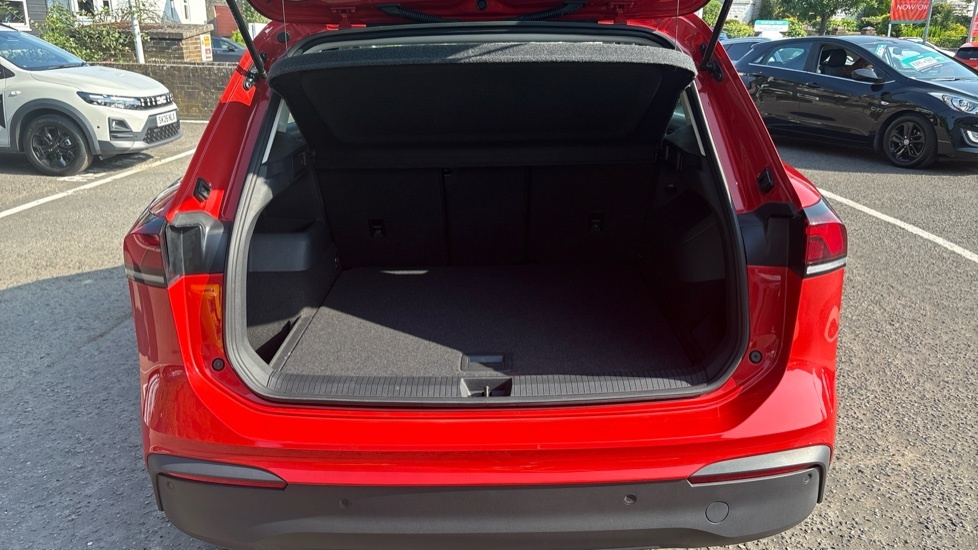 Volkswagen Tiguan Life Launch Edition SA74KLP Red #4