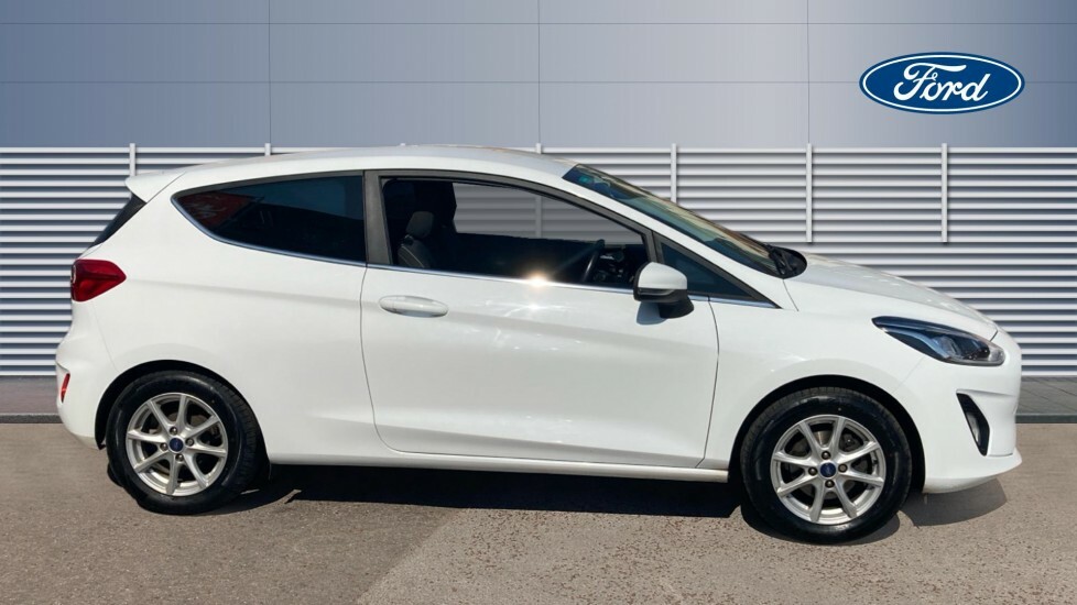 Ford Fiesta Zetec DV18UAN White #5