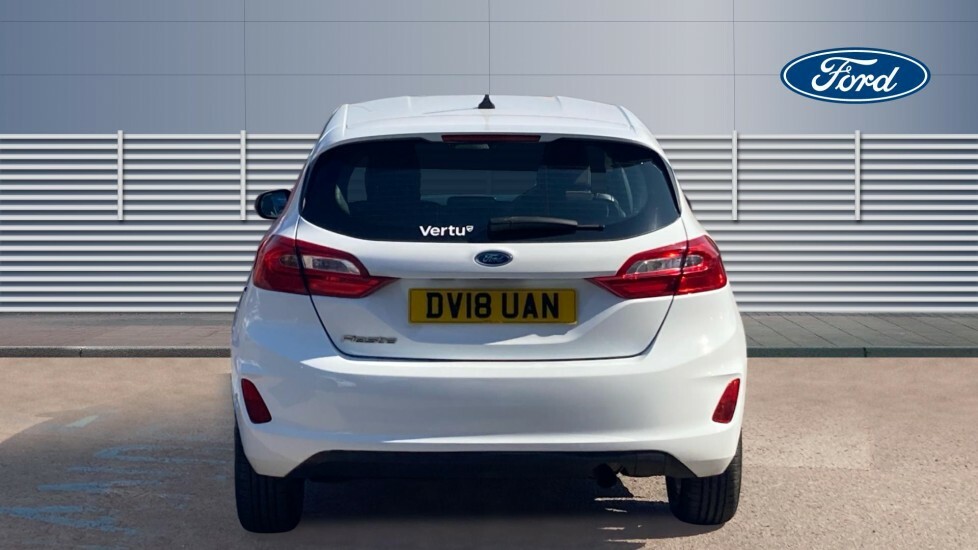 Ford Fiesta Zetec DV18UAN White #6