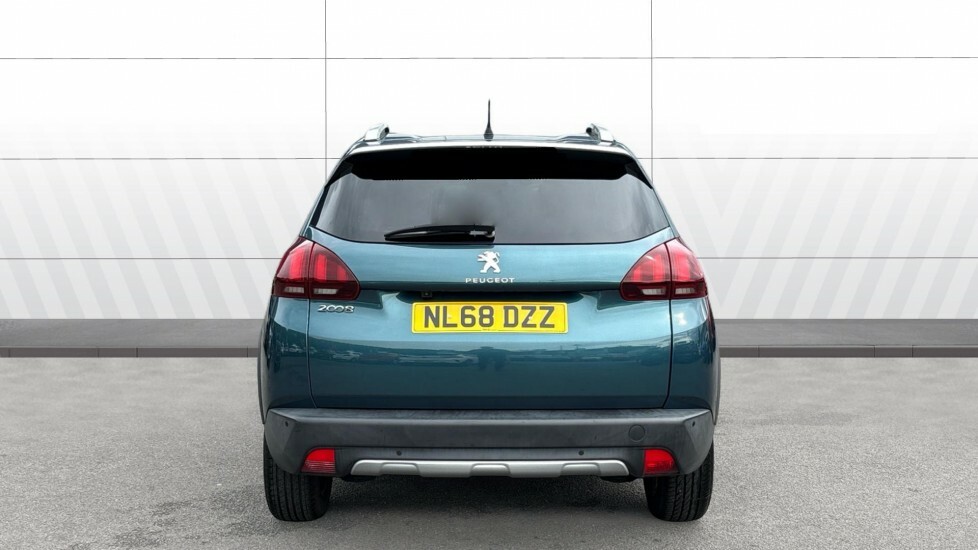Peugeot 2008 Allure Premium Green #6