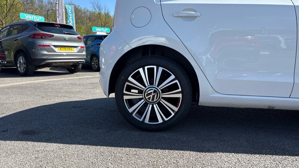 Volkswagen Up Up White #7
