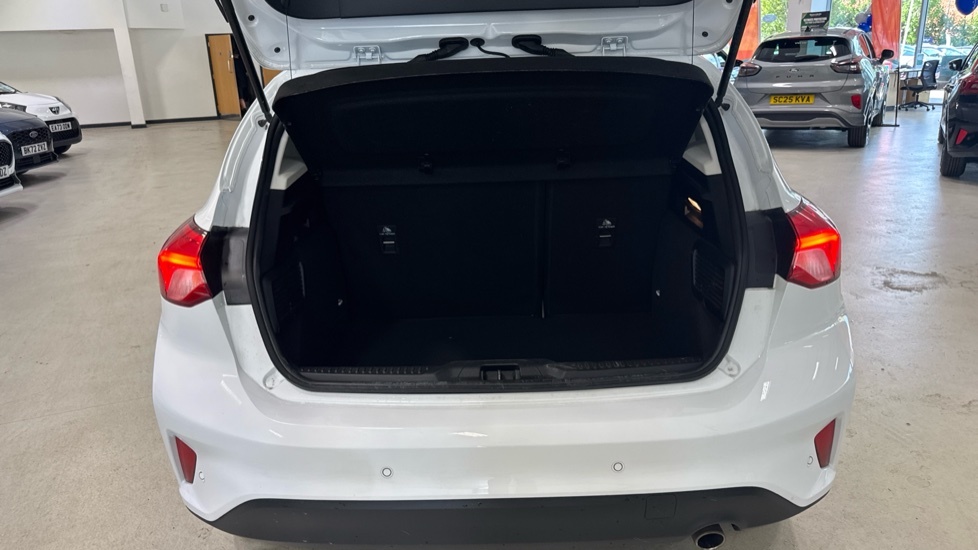 Ford Focus Titanium X Edition BN71YUO White #4