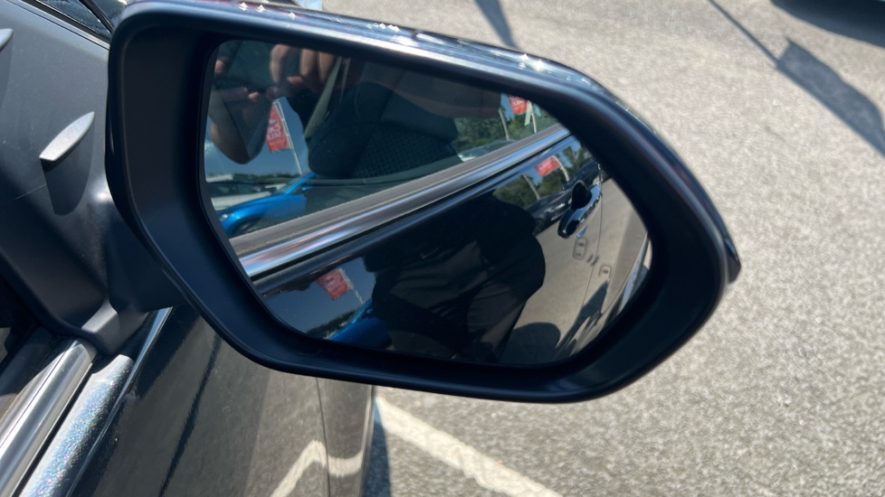 Mazda 2 1.5 E-skyactiv G Mhev 115 Gt Sport Tech Red #30