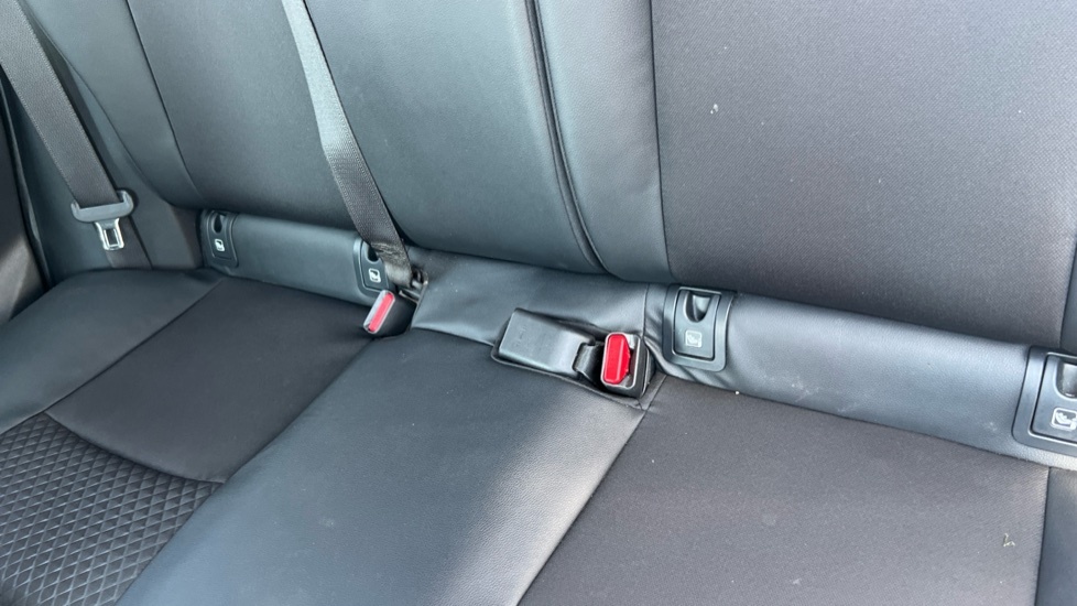 Mazda 2 1.5 E-skyactiv G Mhev 115 Gt Sport Tech Red #17