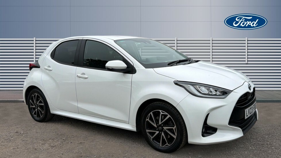 Toyota Yaris Design White