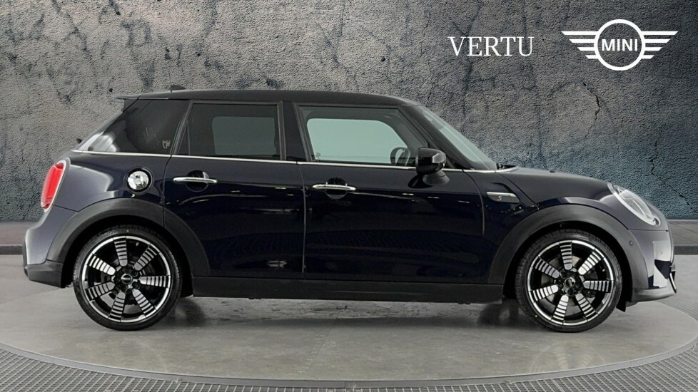 Mini Hatch Cooper S Exclusive FD71DVL Black #3