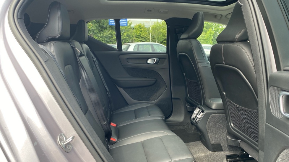 Volvo XC40 2.0 B4p Plus Dark Black #6