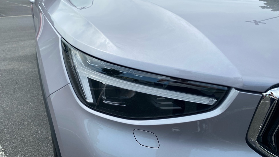 Volvo XC40 2.0 B4p Plus Dark Black #46