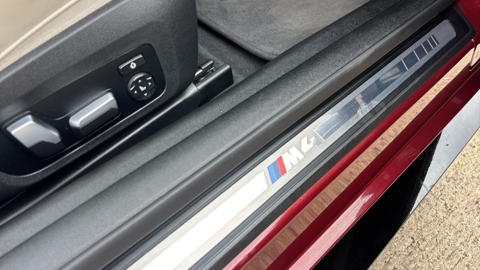 BMW M4 M4 Xdrive Competition M Step M Carbon White #39