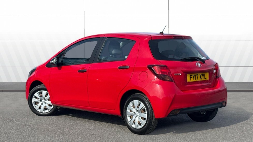 Toyota Yaris Active Red #2