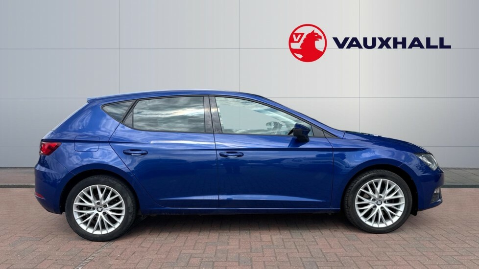 Seat Leon Se Dynamic Technology Blue #5