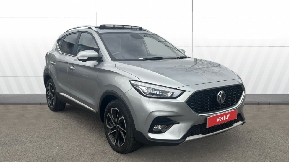 MG ZS Exclusive Silver