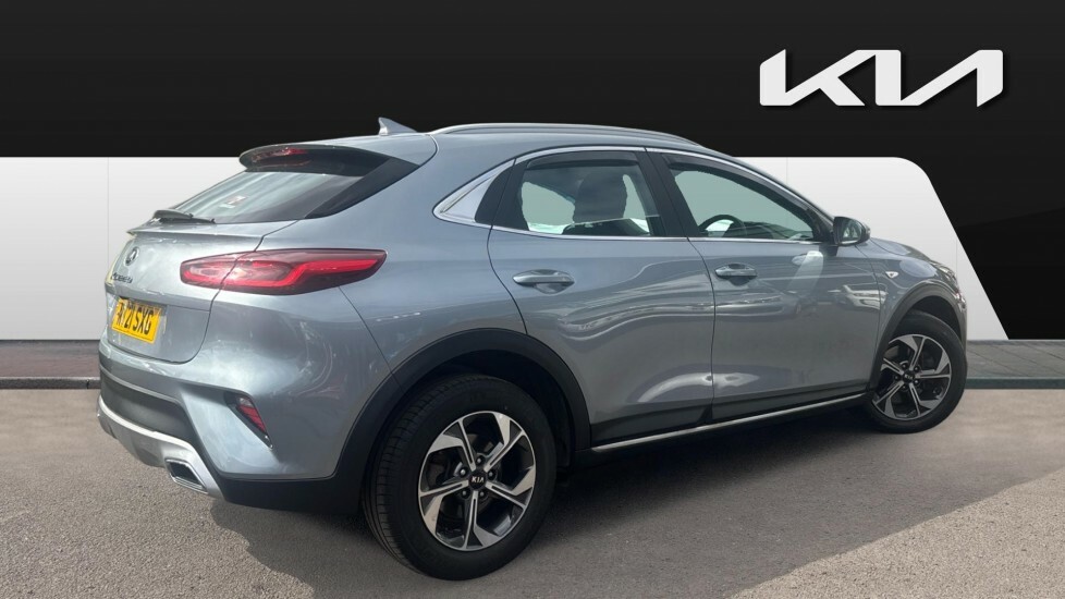 Kia Xceed 2 Silver #2