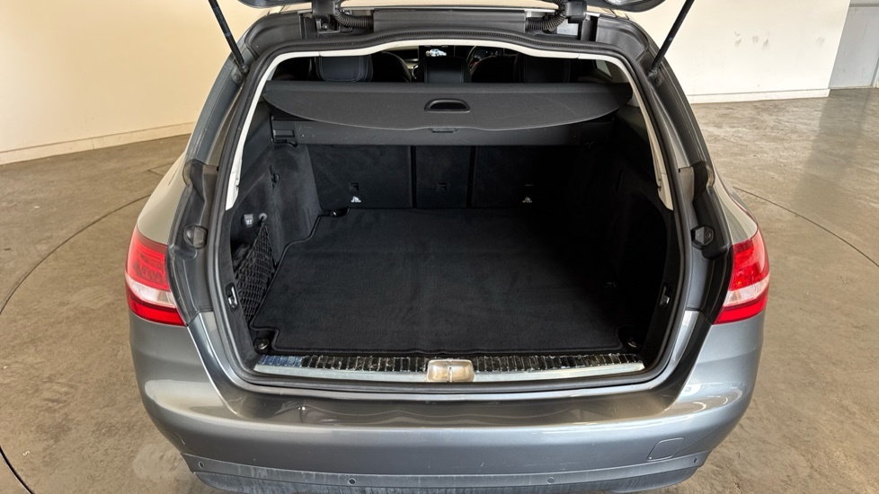 Mercedes-Benz C Class Se Executive Edition KS67UNW Grey #4