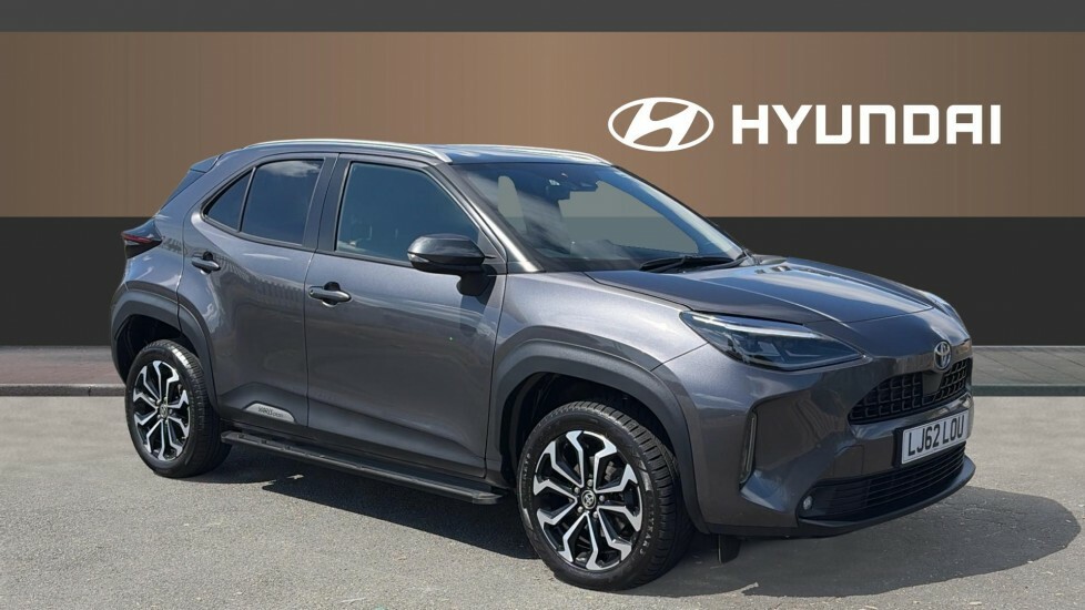 Toyota Yaris Cross Design Grey