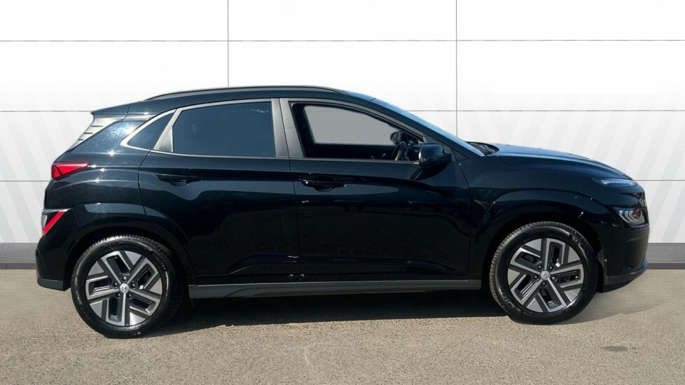 Hyundai Kona Ultimate CF72HDX Black #5