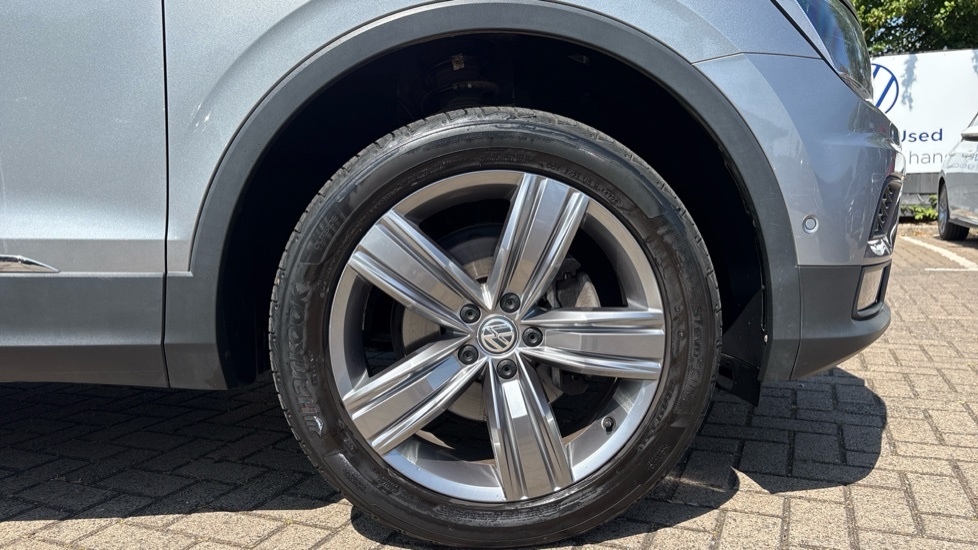 Volkswagen Tiguan Allspace Match Silver #5