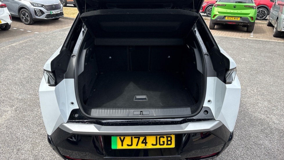 Peugeot 3008 Gt White #4