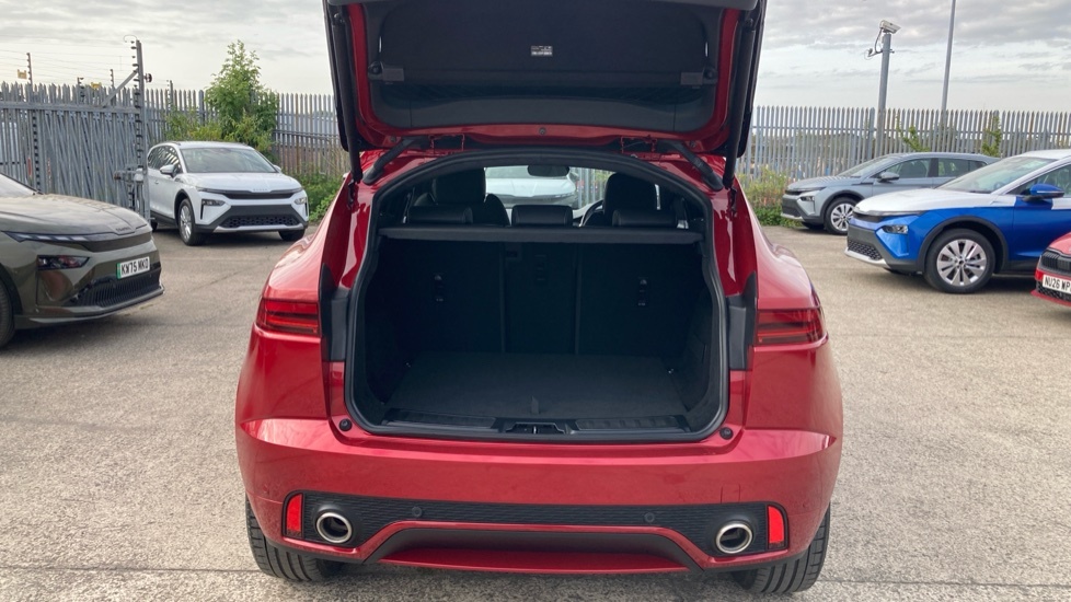 Jaguar E-Pace R-dynamic Hse Red #4