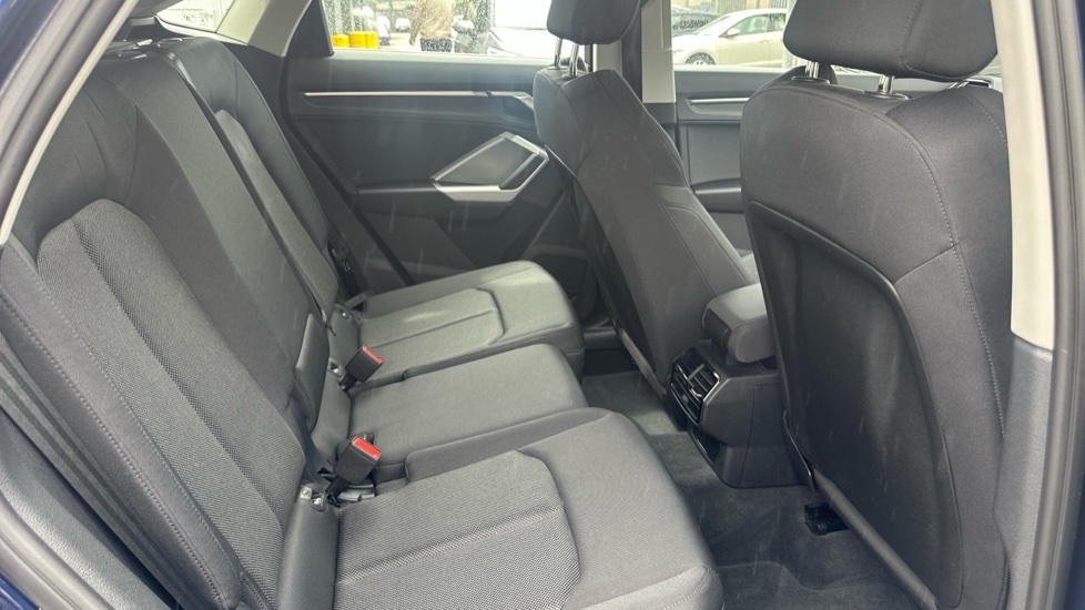 Audi Q3 45 Tfsi E Black Edition S Tronic Tech Pro Black #16