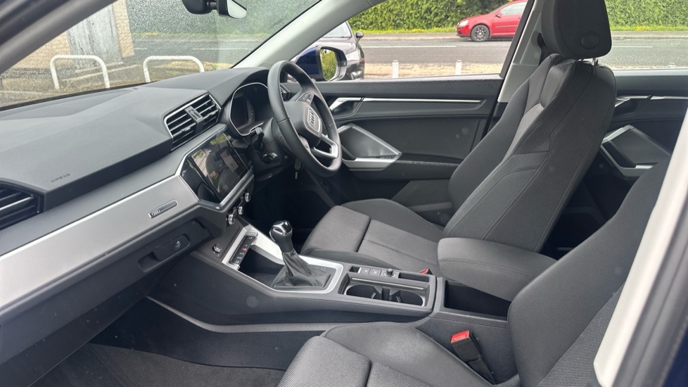 Audi Q3 45 Tfsi E Black Edition S Tronic Tech Pro Black #2