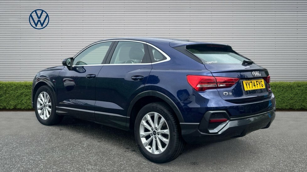 Audi Q3 45 Tfsi E Black Edition S Tronic Tech Pro Black #3