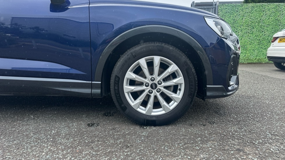 Audi Q3 45 Tfsi E Black Edition S Tronic Tech Pro Black #5