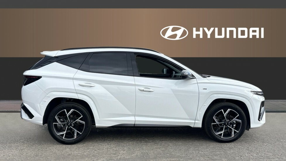 Hyundai Tucson N Line FH26UJG White #5