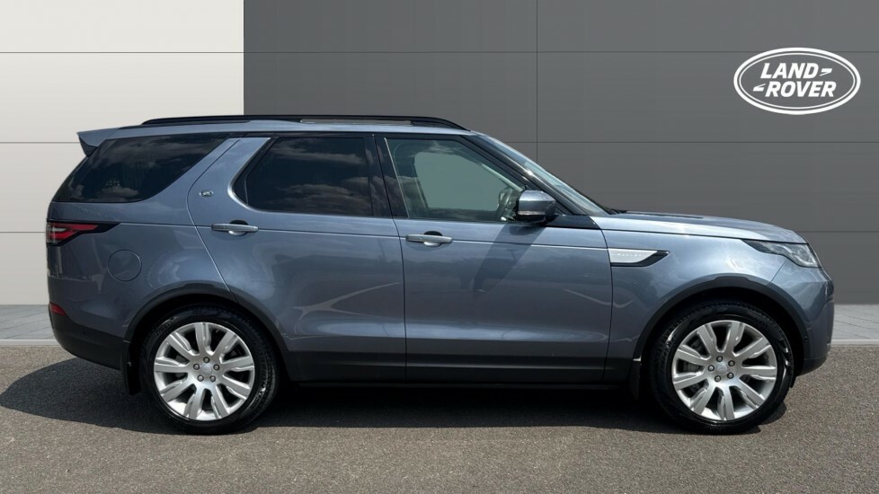 Land Rover Discovery Hse Luxury YK70TZL Blue #5