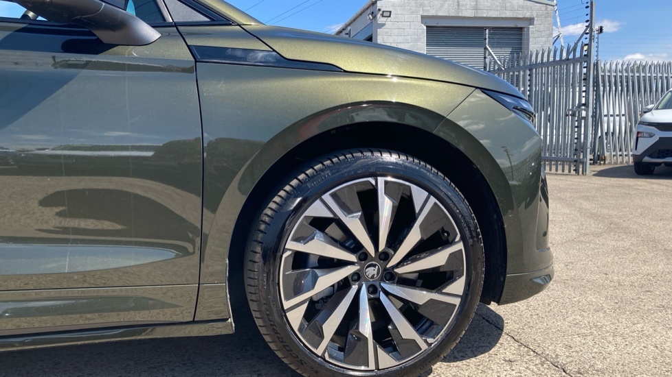 Skoda ENYAQ Sportline KW75MKO Green #5
