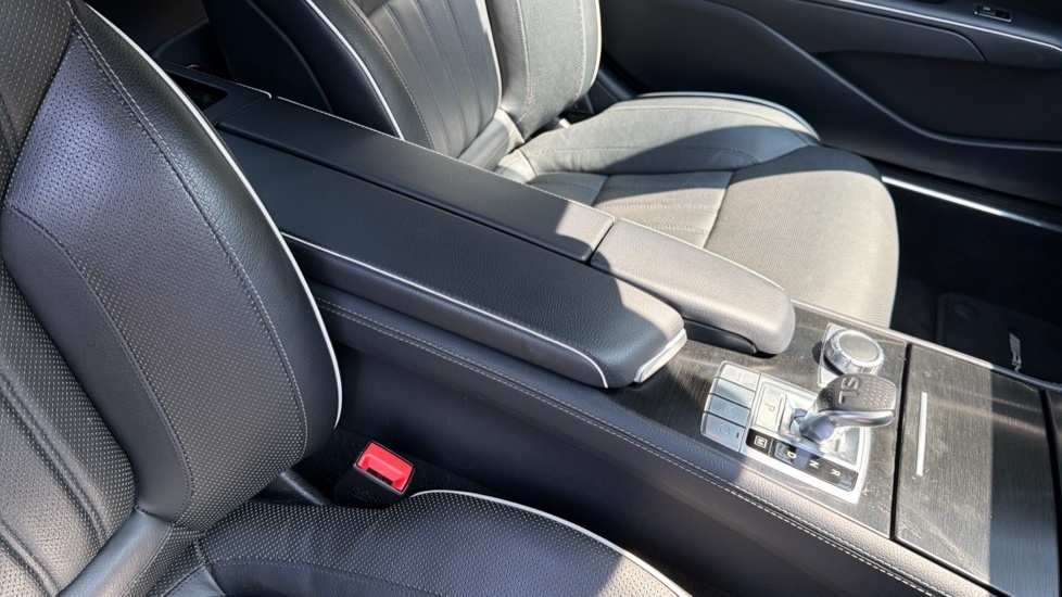 Mercedes-Benz SL Class Sl 63 Mct Black #17