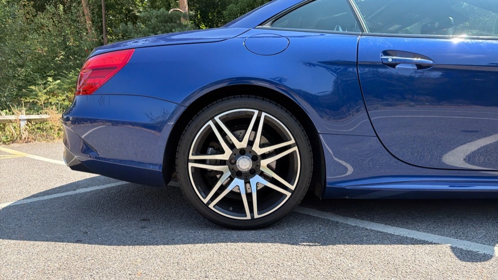 Mercedes-Benz SL Class Sl 63 Mct Black #7
