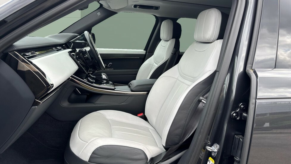 Land Rover Range Rover Sport Dynamic Se LJ23KVN Grey #3