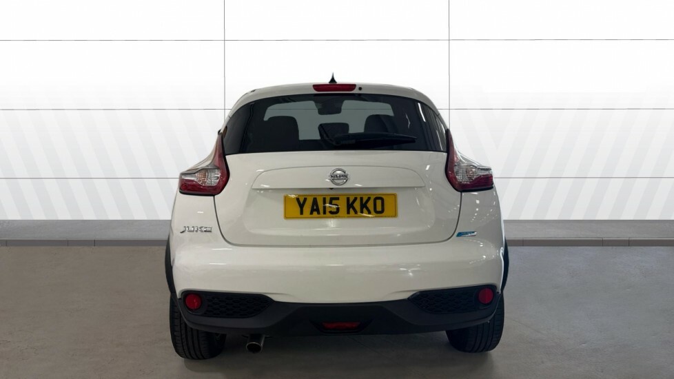 Nissan Juke Tekna White #6
