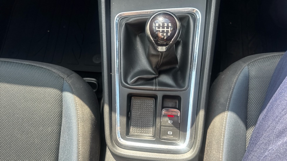 Seat Ateca 1.0 Tsi Ecomotive Se Technology White #31
