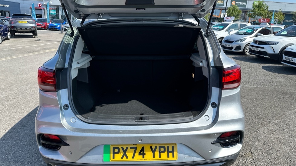 MG ZS Trophy Connect Ev Silver #4